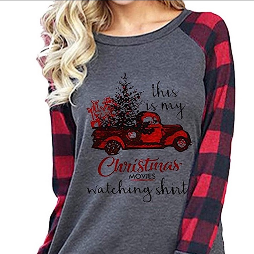 🆕🎅🏽 Christmas Movies Watching shirt. long sleeve women’s top